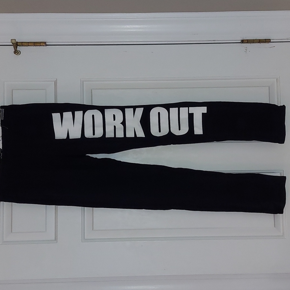 Black leggings